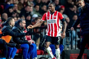 滕哈格曼联首签出租也沦为水货，今夏将遭退货！对方拒绝1000万买断