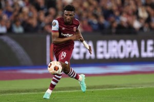 早报：英超全胜之夜，曼联、切尔西和热刺欧战皆取胜