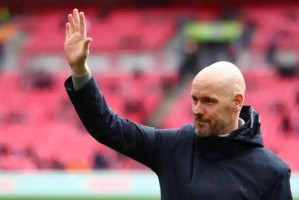 滕哈赫备受邀请，意甲豪门尤文盼其重返执教