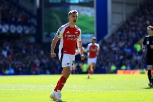 英超-特罗萨德破门 阿森纳1-1埃弗顿距离榜首11分