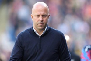 多伊尔担心利物浦开始“贪心”，斯洛特对阵恩里克的胜算偏低